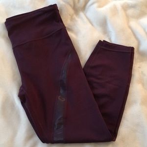 Burgundy GapFit eclipse 7/8 leggings (NEVER WORN)